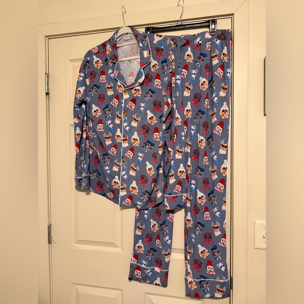 Posh Peanut women's long sleeve pajama set in the Quinlyn collection Size L